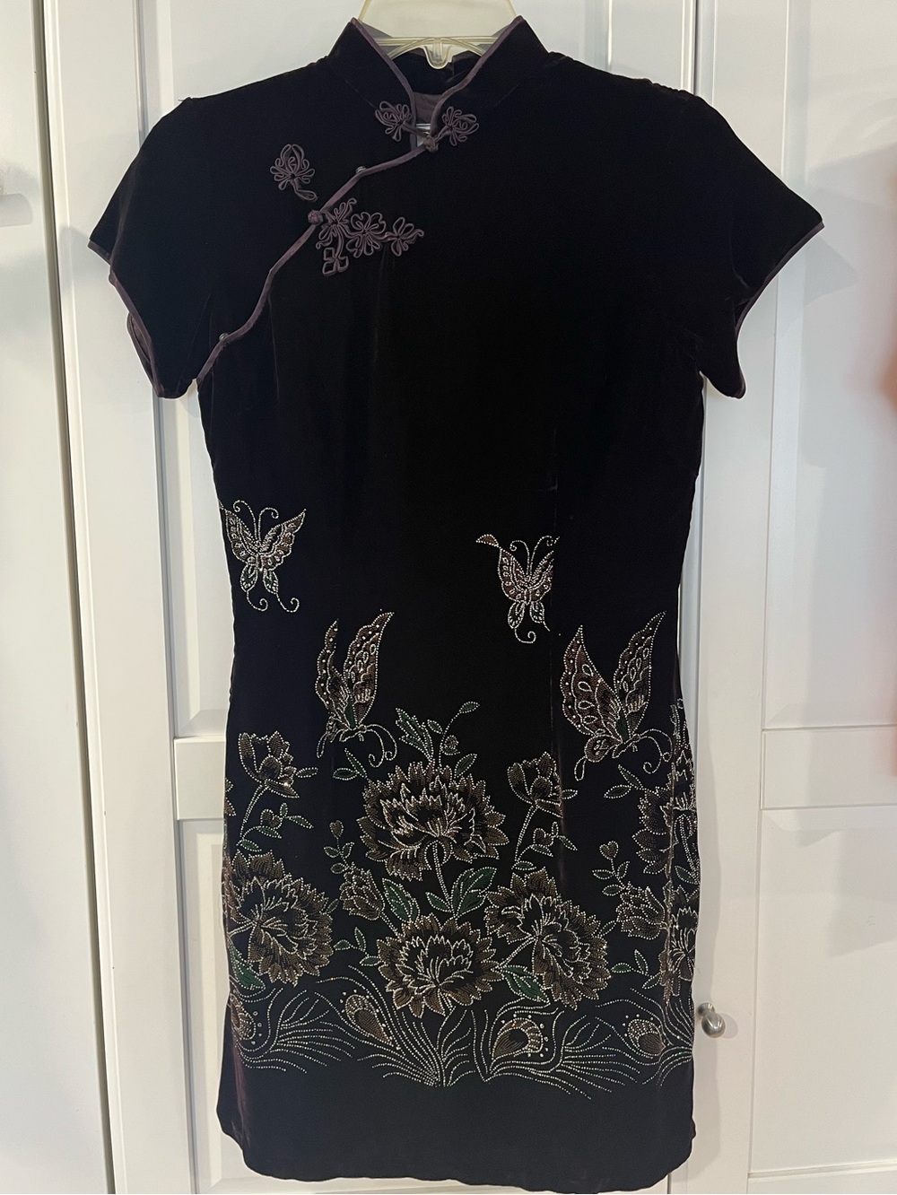 NWOT*Peony Purple Velvet Mini Dress w Metallic Butterly & Floral Embroidery